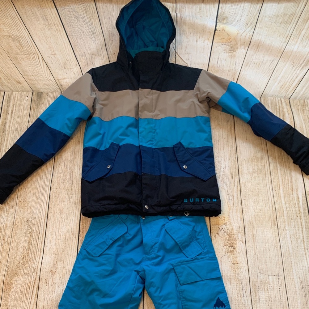 BURTON SKI COAT AND SNOW PANTS-Boys large